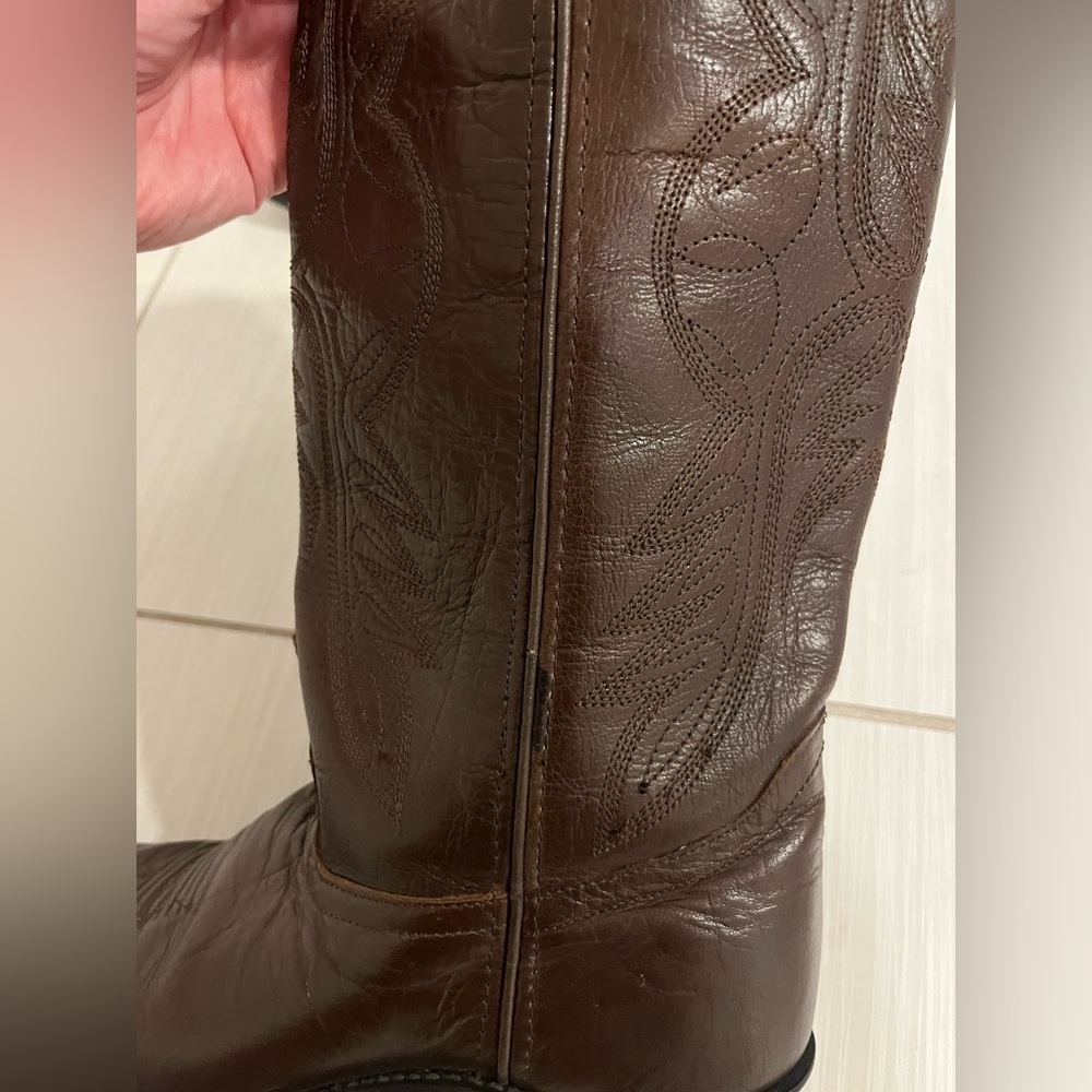 Laredo Dark Brown Leather Cowgirl Boots (Size 7 but fit like a 6 1/2) - Picture 9 of 11